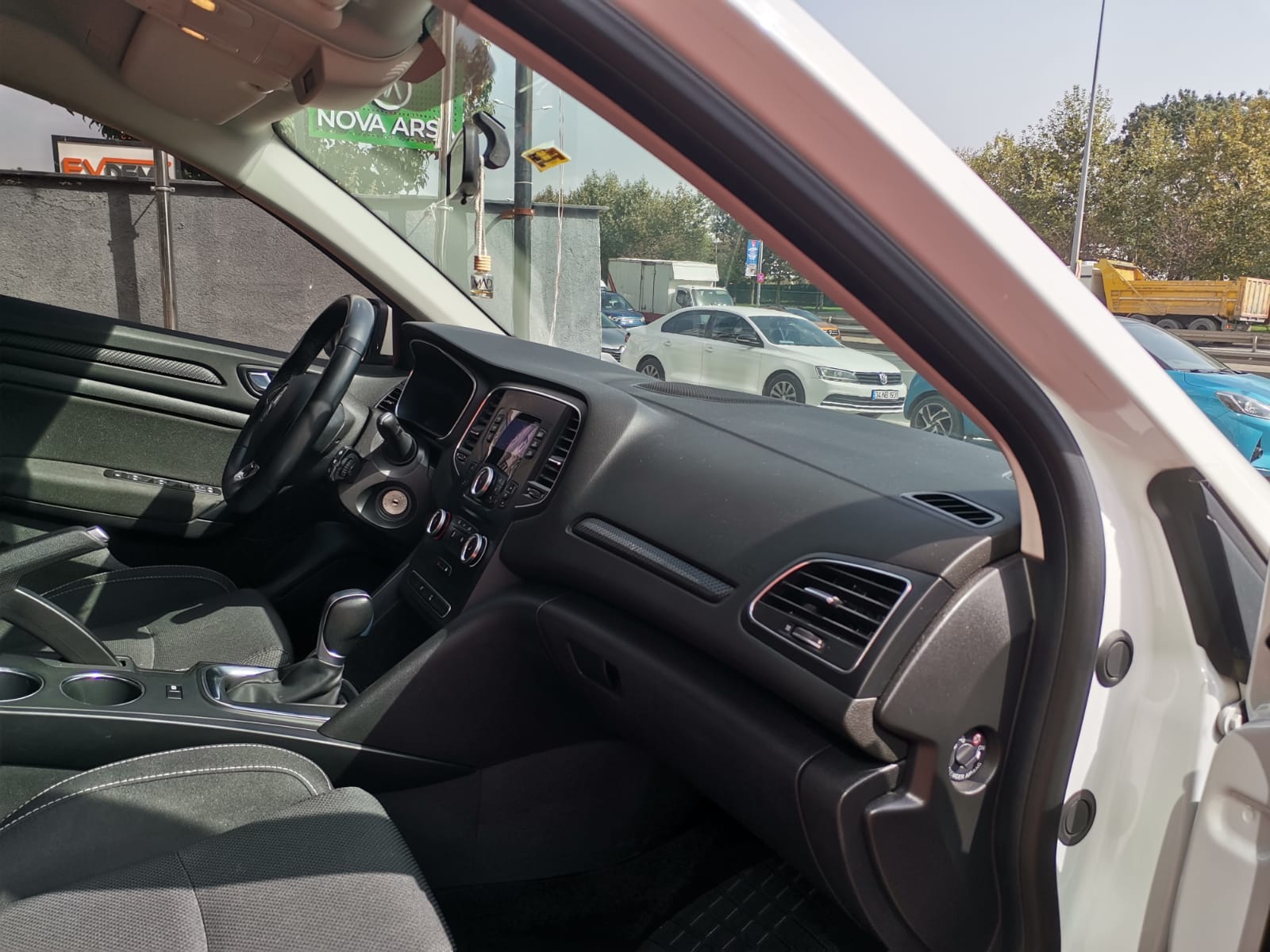 Renault Megane - 5