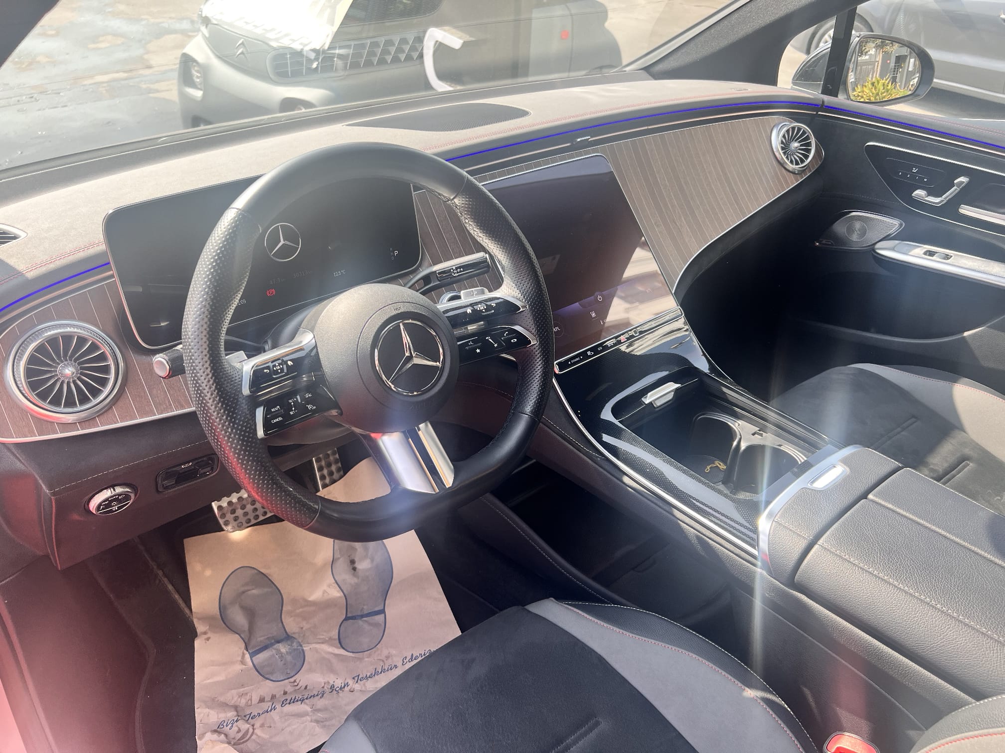 Mercedes EQE - 5