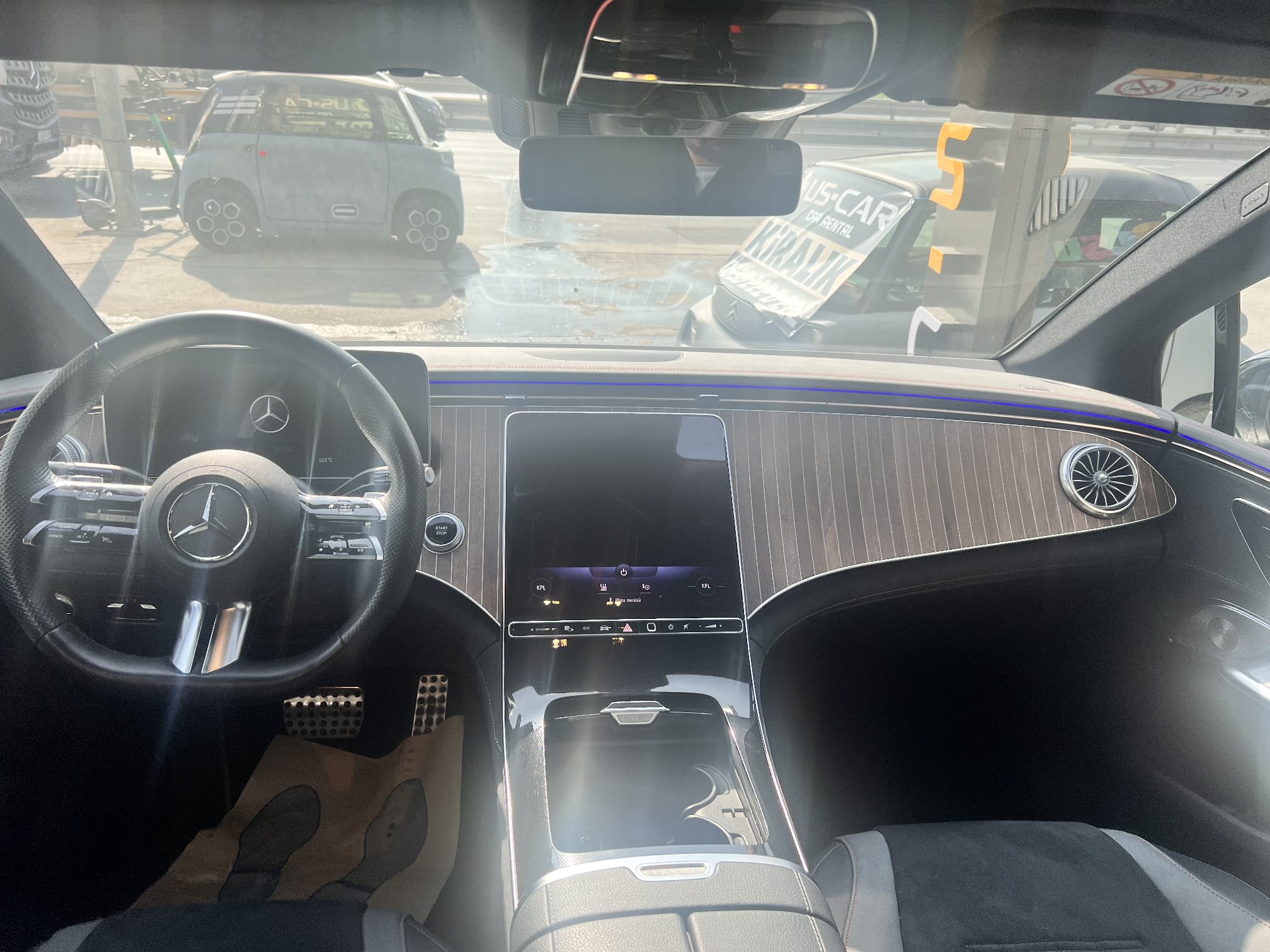 Mercedes EQE - 6