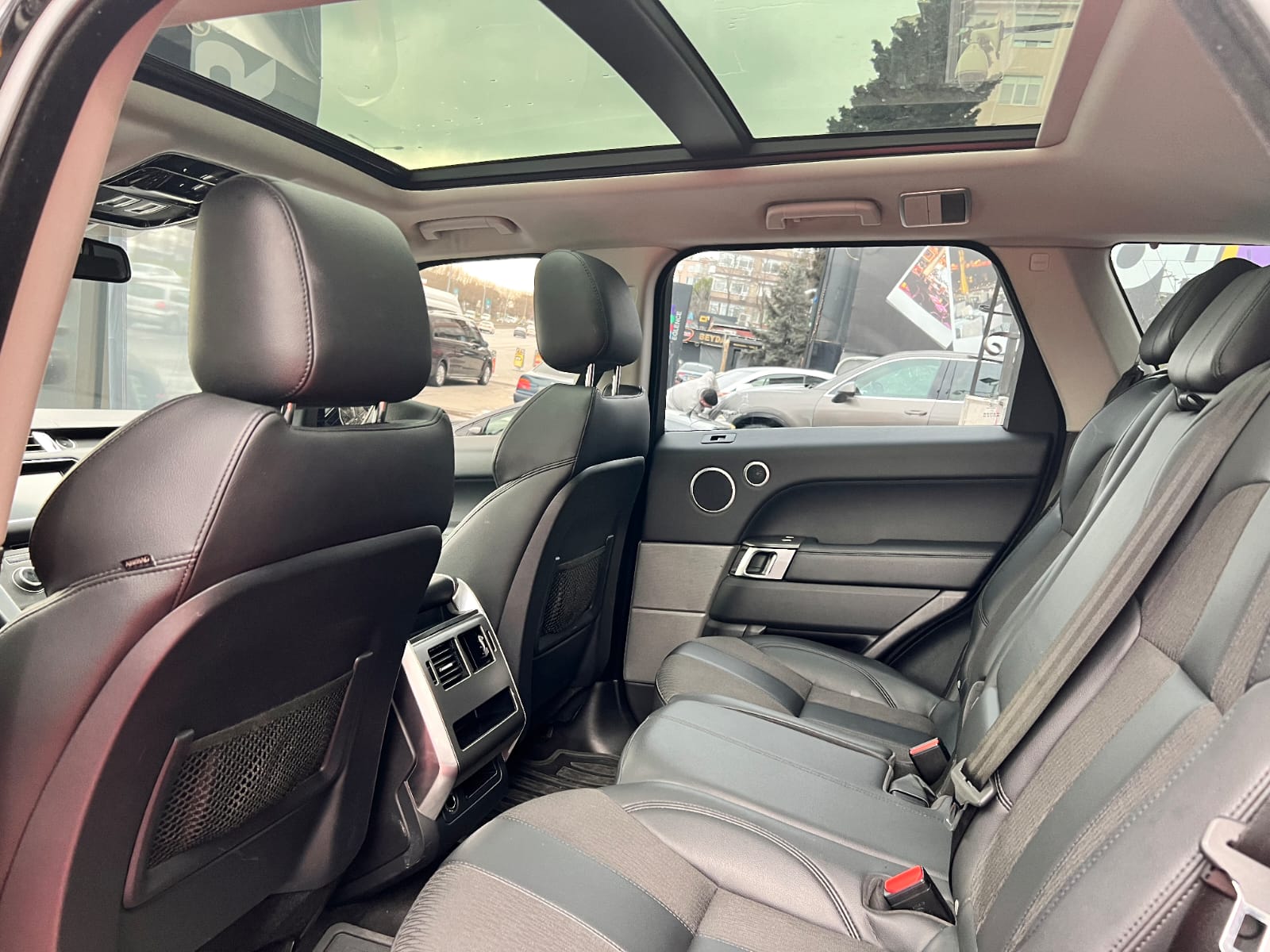 Land Rover Range Rover Sport - 6