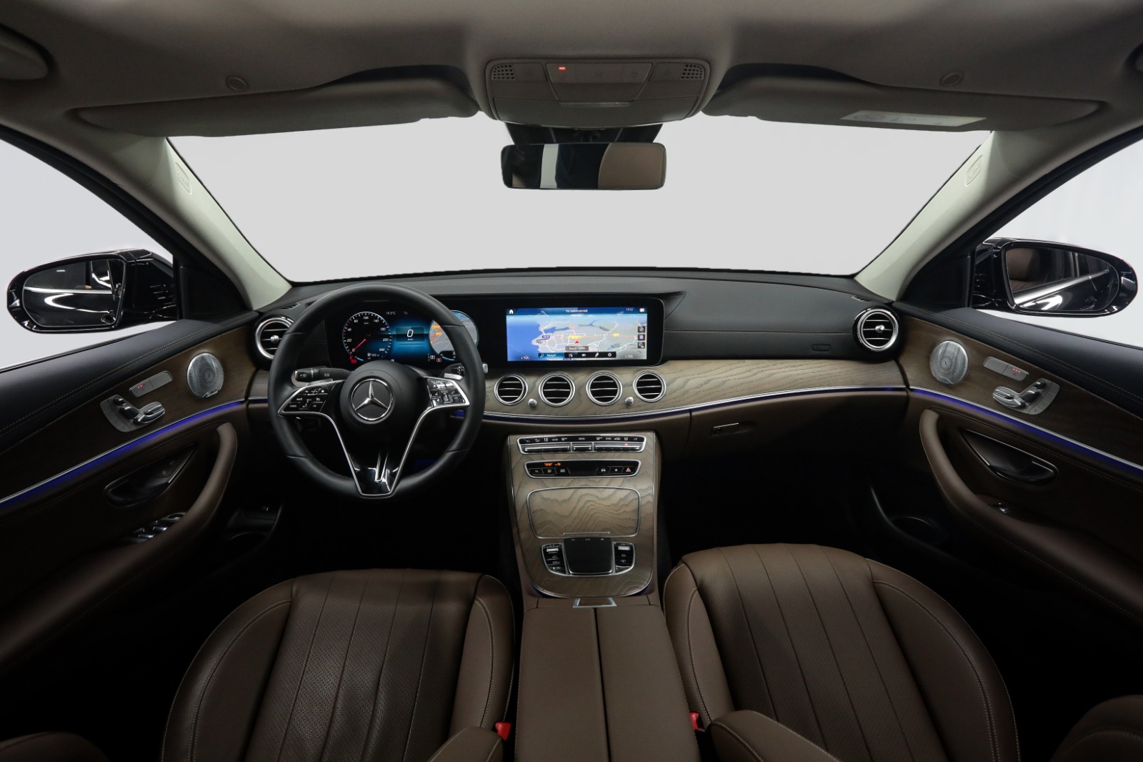Mercedes E 200 - 4